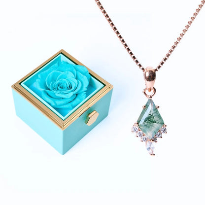 Coffret Rose Éternelle et Collier Lya