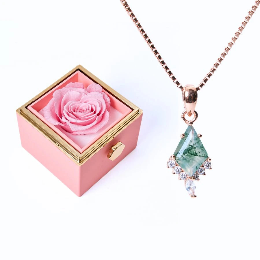 Coffret Rose Éternelle et Collier Lya