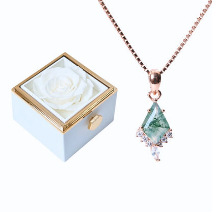 Coffret Rose Éternelle et Collier Lya