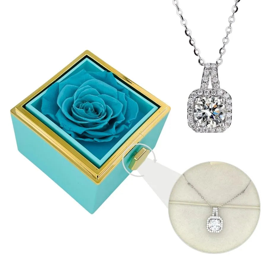 Scatola Rose Eterne e Collana in Argento e Moissanite