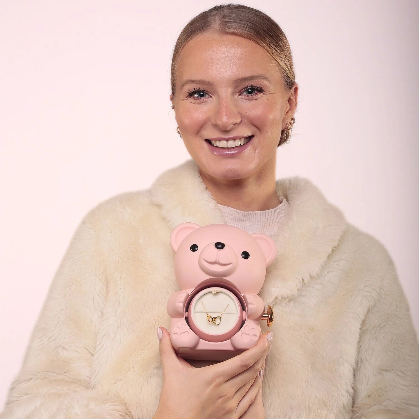 Milona Ewiger Bär & Personalisierte Halskette